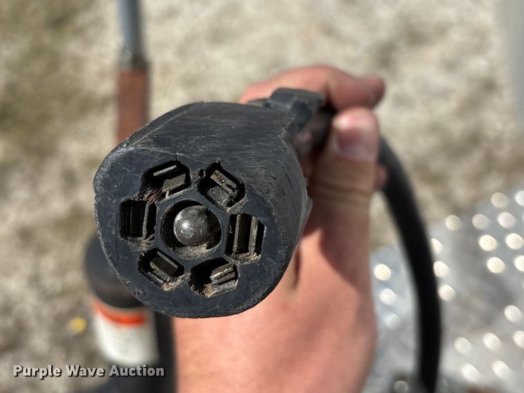 image for item FG0108 2001 Haulmark KD7X14WT2 enclosed cargo trailer