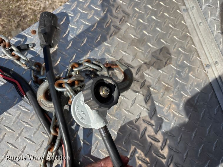 image for item FG0108 2001 Haulmark KD7X14WT2 enclosed cargo trailer