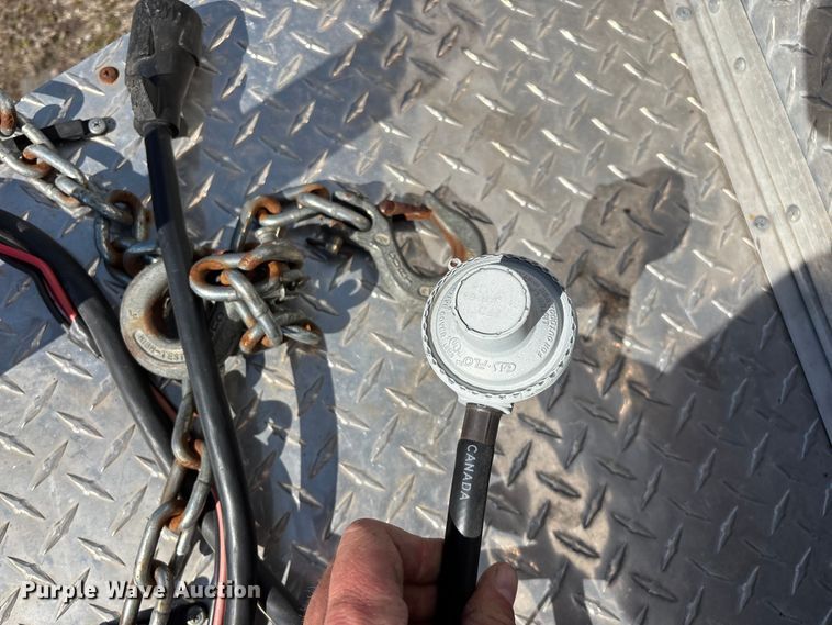 image for item FG0108 2001 Haulmark KD7X14WT2 enclosed cargo trailer