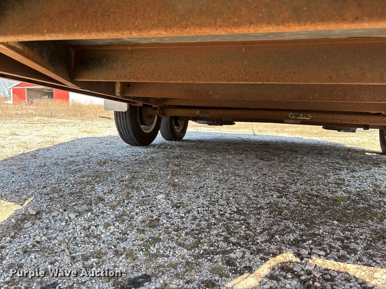 image for item FG0108 2001 Haulmark KD7X14WT2 enclosed cargo trailer