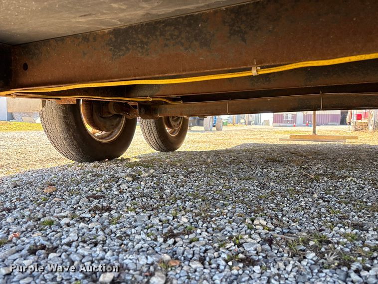 image for item FG0108 2001 Haulmark KD7X14WT2 enclosed cargo trailer