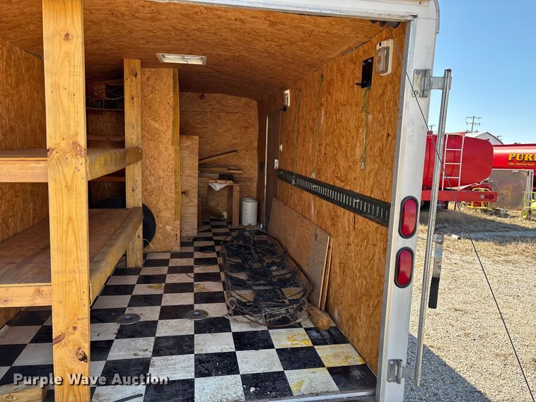 image for item FG0108 2001 Haulmark KD7X14WT2 enclosed cargo trailer