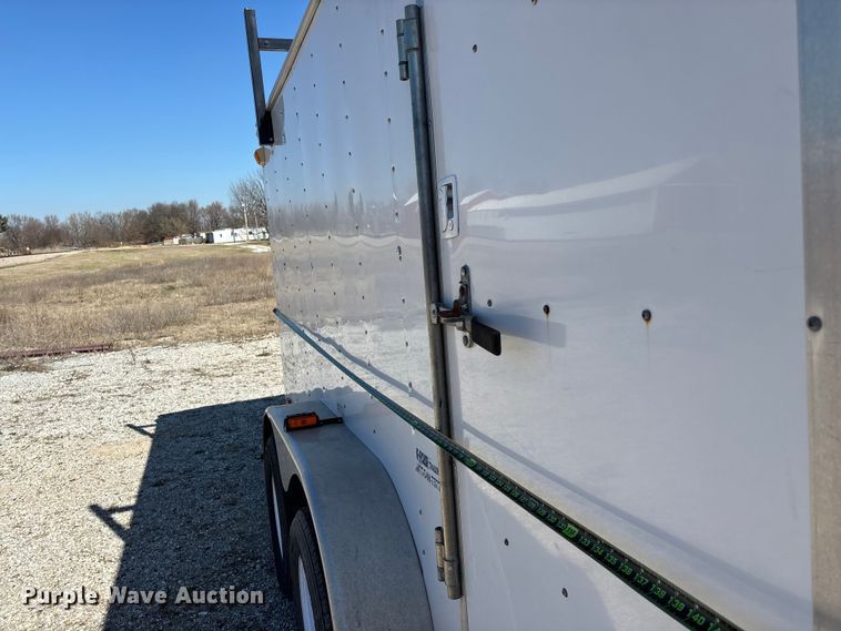 image for item FG0108 2001 Haulmark KD7X14WT2 enclosed cargo trailer