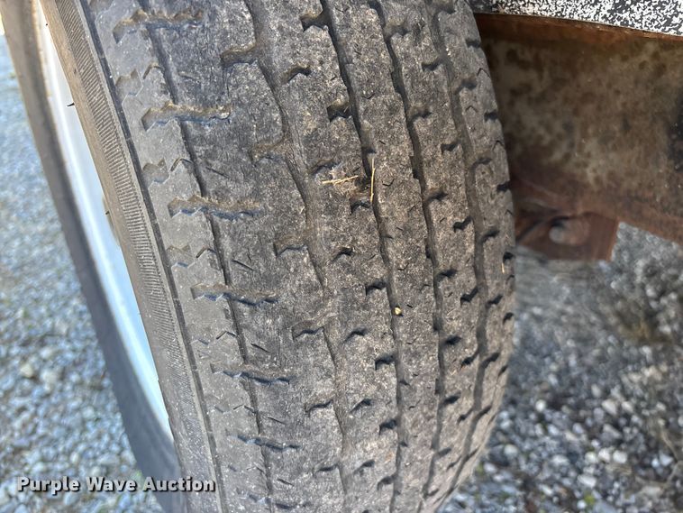 image for item FG0108 2001 Haulmark KD7X14WT2 enclosed cargo trailer