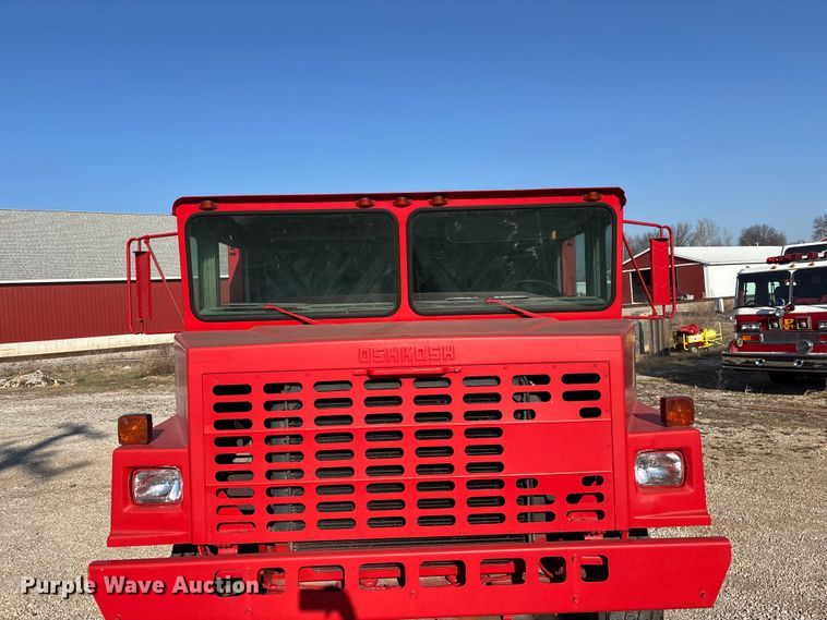 image for item FG0109 1990 Oshkosh pumper fire truck