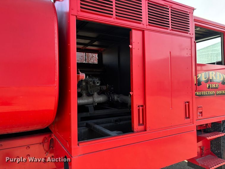 image for item FG0109 1990 Oshkosh pumper fire truck