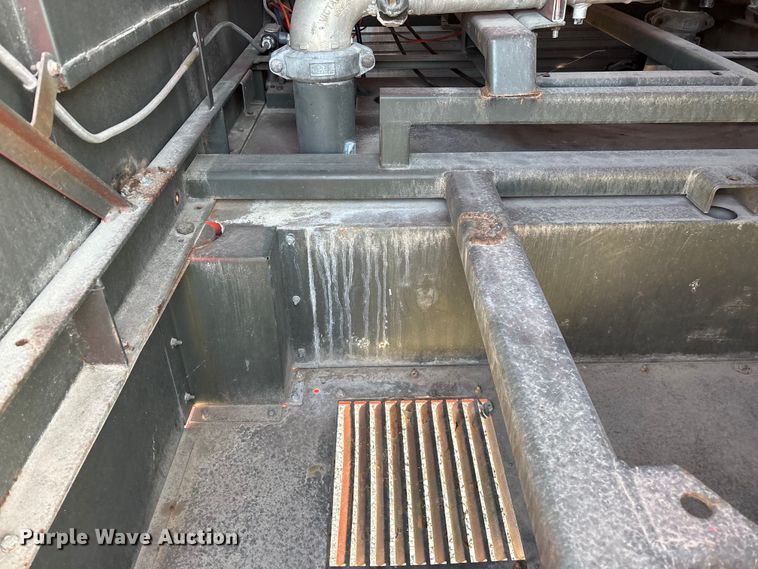 image for item FG0109 1990 Oshkosh pumper fire truck