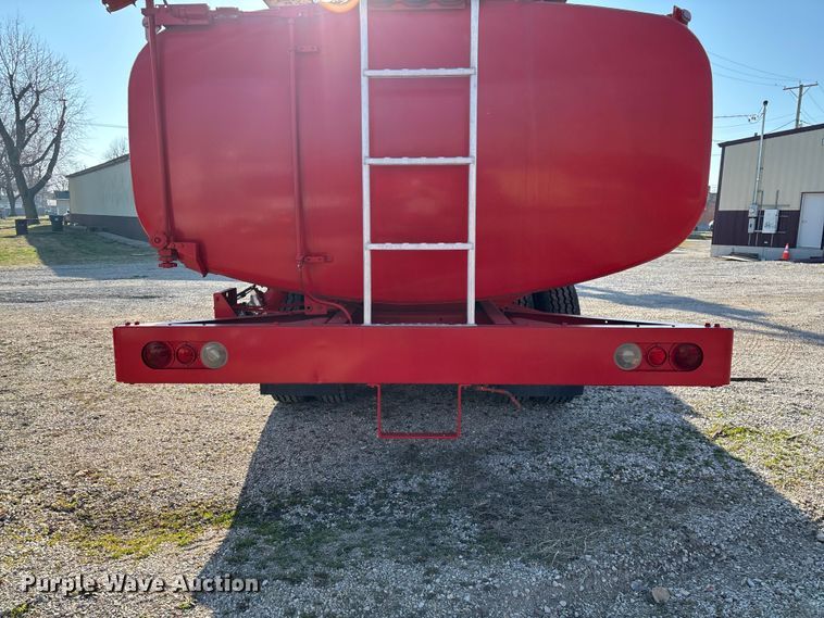 image for item FG0109 1990 Oshkosh pumper fire truck