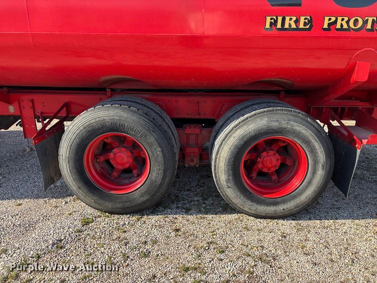 image for item FG0109 1990 Oshkosh pumper fire truck