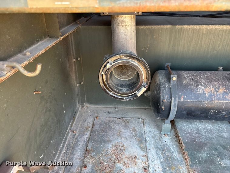 image for item FG0109 1990 Oshkosh pumper fire truck