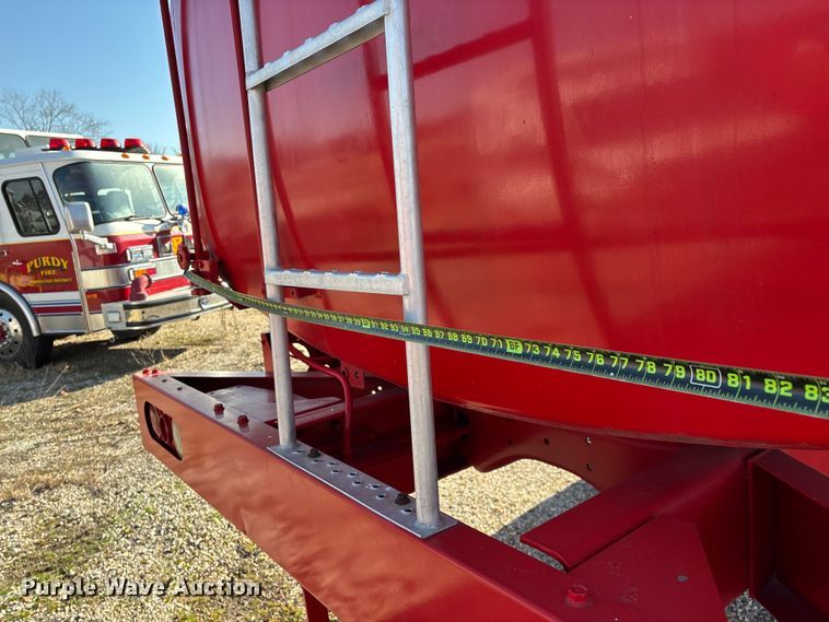 image for item FG0109 1990 Oshkosh pumper fire truck