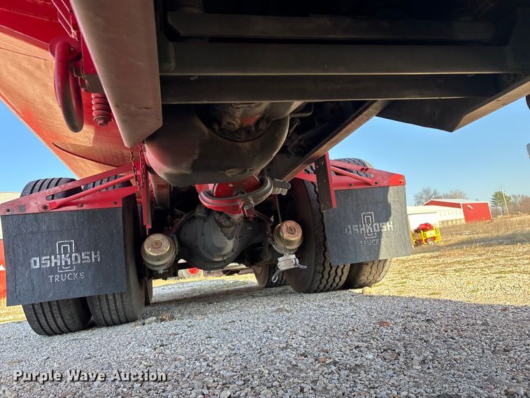 image for item FG0109 1990 Oshkosh pumper fire truck