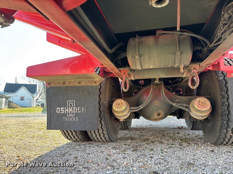 image for item FG0109 1990 Oshkosh pumper fire truck