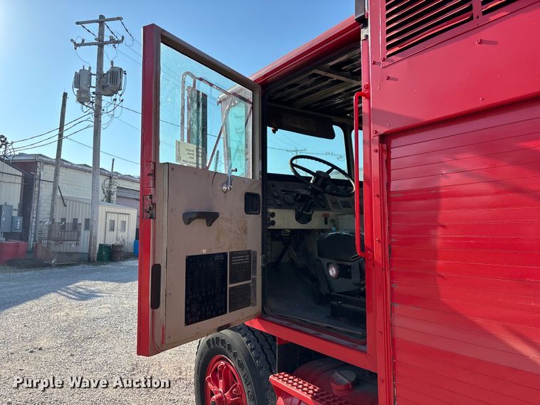 image for item FG0109 1990 Oshkosh pumper fire truck