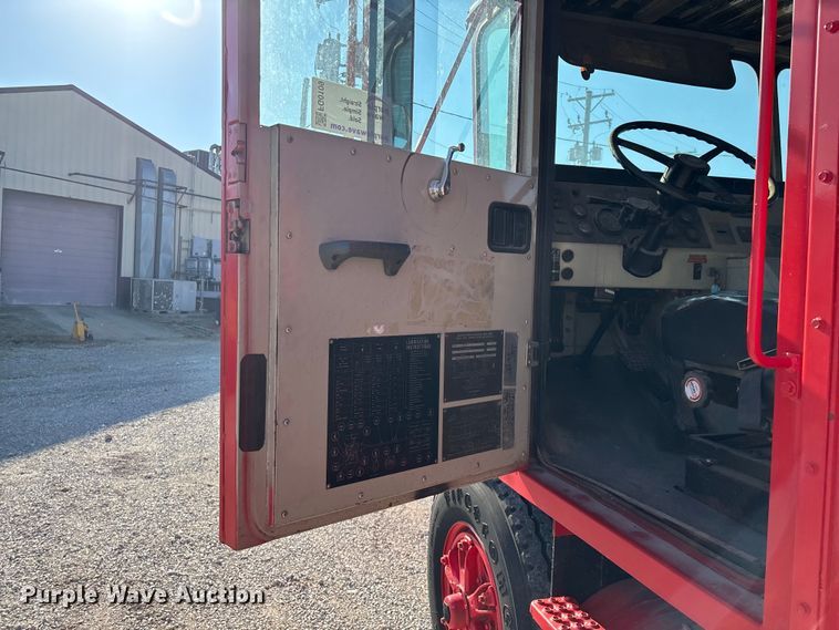 image for item FG0109 1990 Oshkosh pumper fire truck