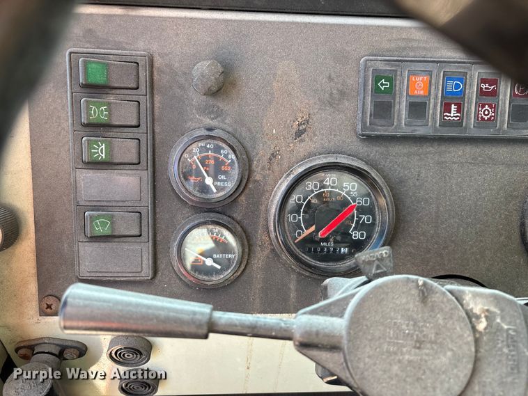 image for item FG0109 1990 Oshkosh pumper fire truck