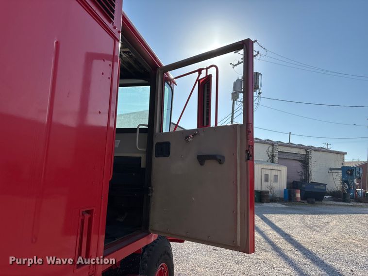 image for item FG0109 1990 Oshkosh pumper fire truck