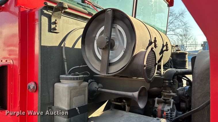 image for item FG0109 1990 Oshkosh pumper fire truck