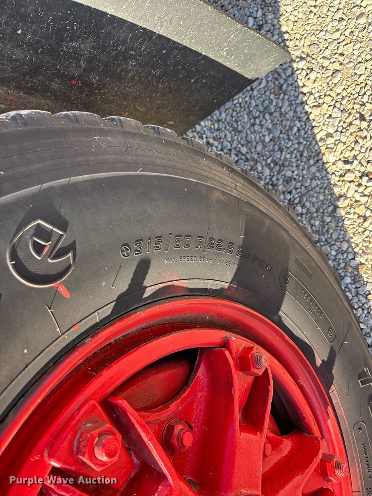 image for item FG0109 1990 Oshkosh pumper fire truck