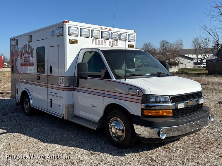image for item FG0110 2011 Chevrolet Express 4500 ambulance