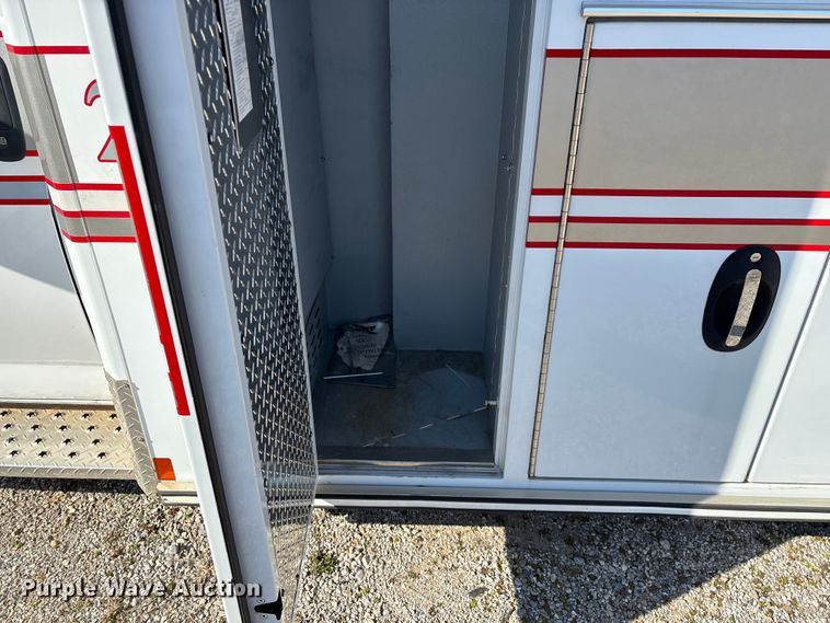 image for item FG0110 2011 Chevrolet Express 4500 ambulance