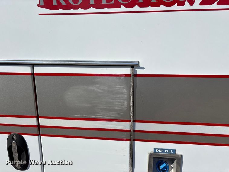 image for item FG0110 2011 Chevrolet Express 4500 ambulance