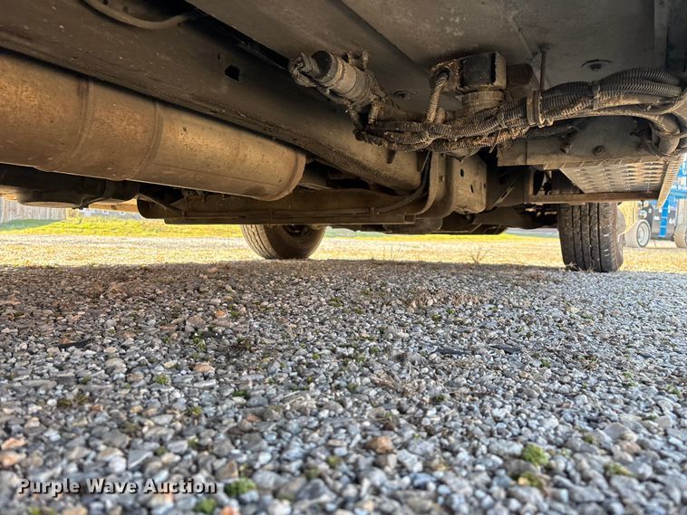 image for item FG0110 2011 Chevrolet Express 4500 ambulance