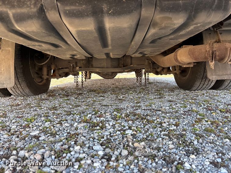 image for item FG0110 2011 Chevrolet Express 4500 ambulance