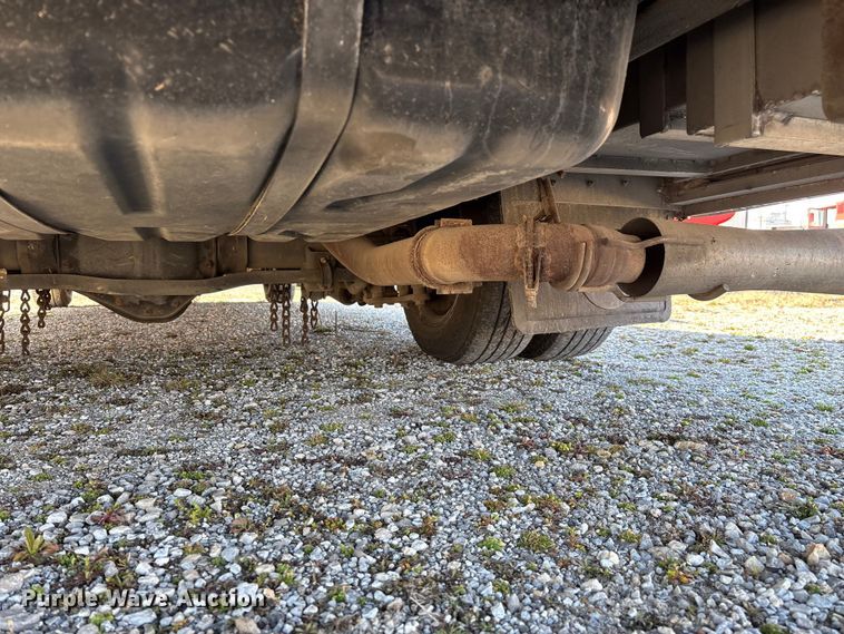 image for item FG0110 2011 Chevrolet Express 4500 ambulance