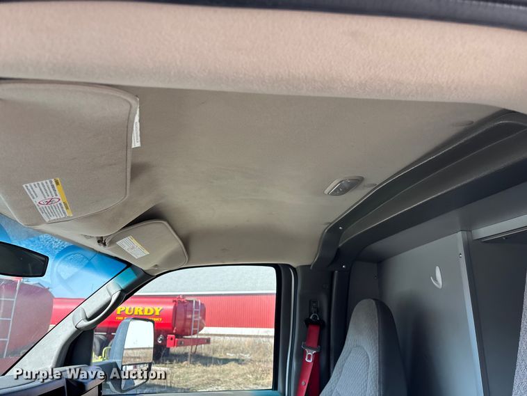 image for item FG0110 2011 Chevrolet Express 4500 ambulance