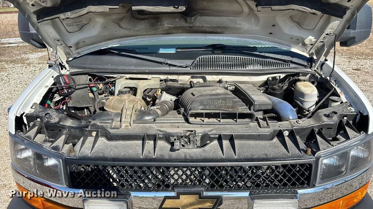 image for item FG0110 2011 Chevrolet Express 4500 ambulance