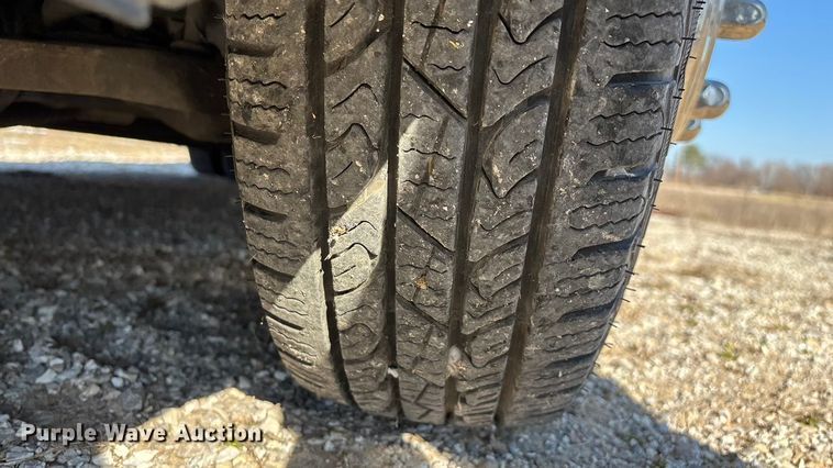 image for item FG0110 2011 Chevrolet Express 4500 ambulance