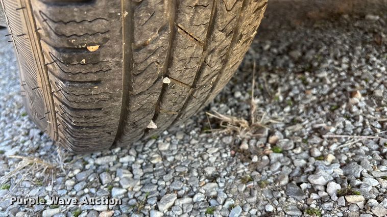 image for item FG0110 2011 Chevrolet Express 4500 ambulance