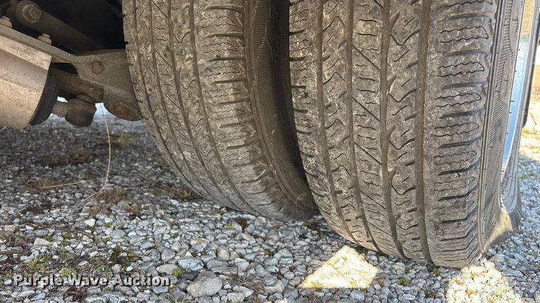 image for item FG0110 2011 Chevrolet Express 4500 ambulance