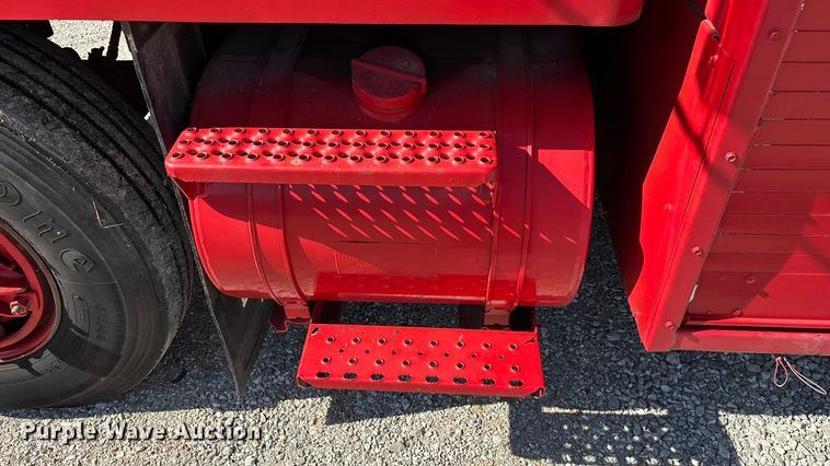 image for item FG0111 1990 Oshkosh pumper fire truck