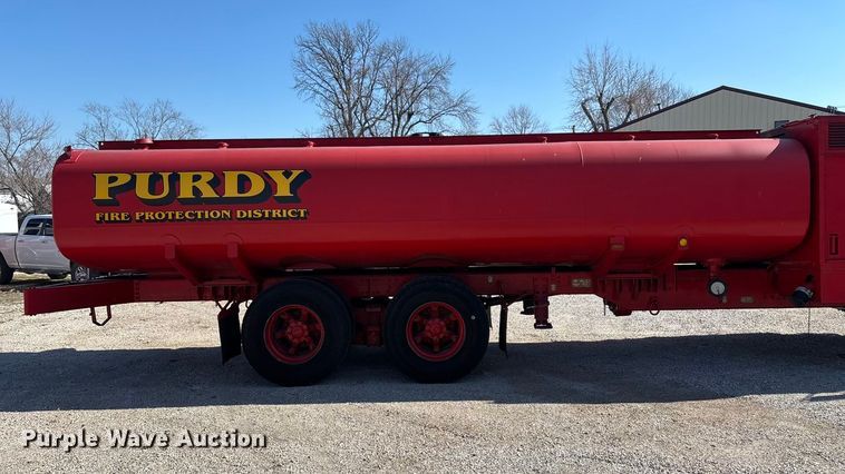 image for item FG0111 1990 Oshkosh pumper fire truck