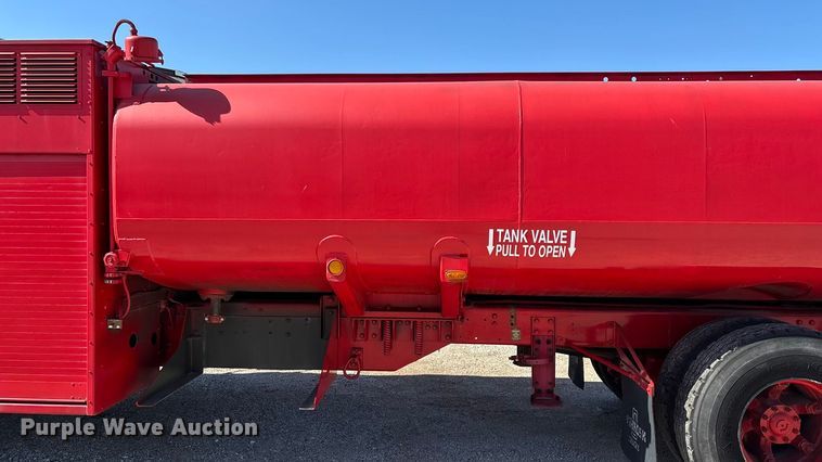 image for item FG0111 1990 Oshkosh pumper fire truck