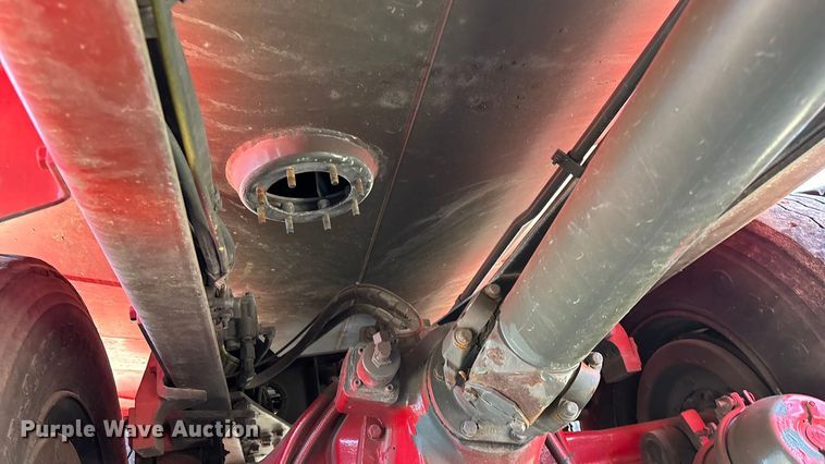 image for item FG0111 1990 Oshkosh pumper fire truck