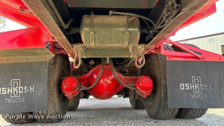 image for item FG0111 1990 Oshkosh pumper fire truck