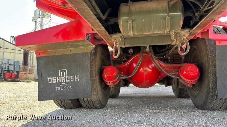 image for item FG0111 1990 Oshkosh pumper fire truck