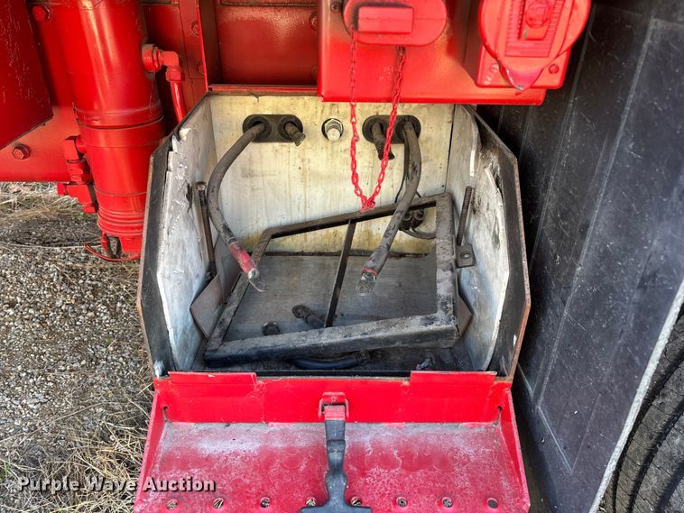 image for item FG0111 1990 Oshkosh pumper fire truck