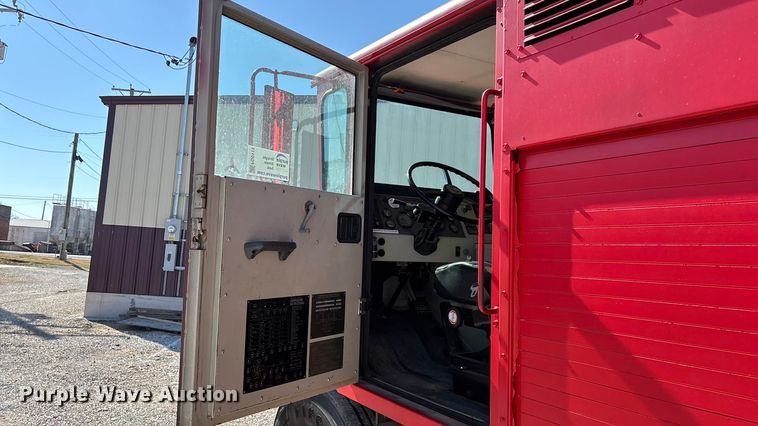 image for item FG0111 1990 Oshkosh pumper fire truck