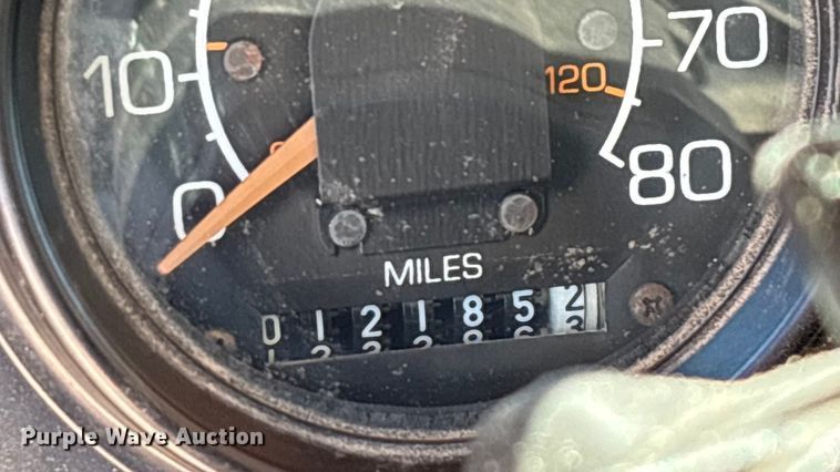 image for item FG0111 1990 Oshkosh pumper fire truck