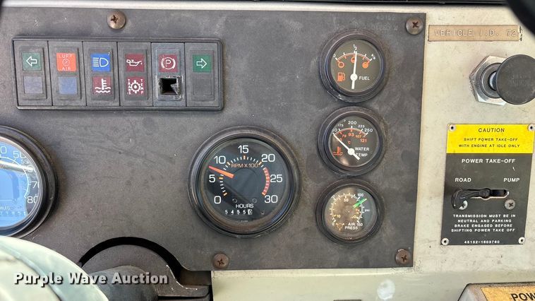 image for item FG0111 1990 Oshkosh pumper fire truck