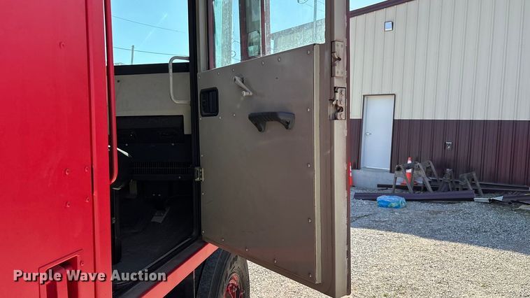 image for item FG0111 1990 Oshkosh pumper fire truck