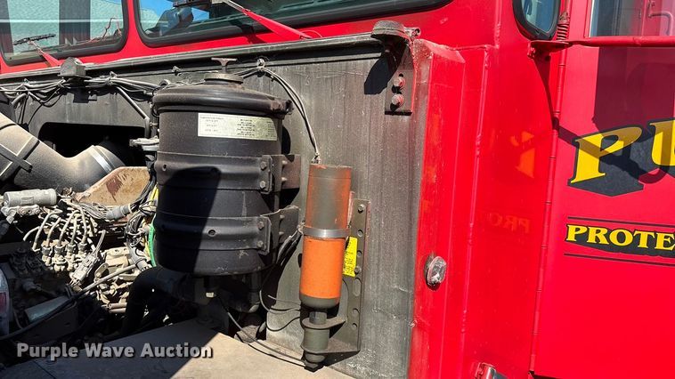 image for item FG0111 1990 Oshkosh pumper fire truck