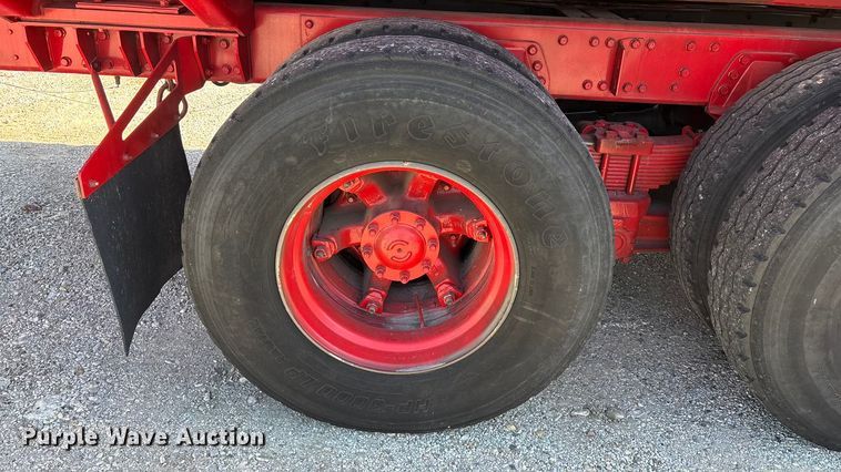 image for item FG0111 1990 Oshkosh pumper fire truck