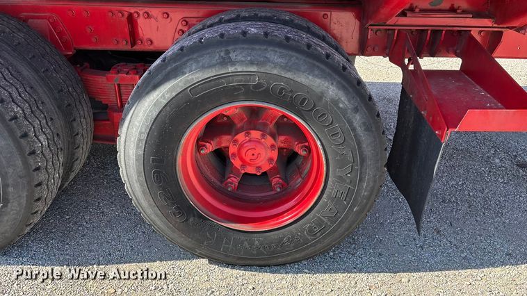 image for item FG0111 1990 Oshkosh pumper fire truck