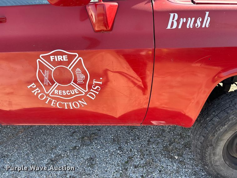 image for item FG0112 1985 Chevrolet CD-30903 flatbed pickup truck