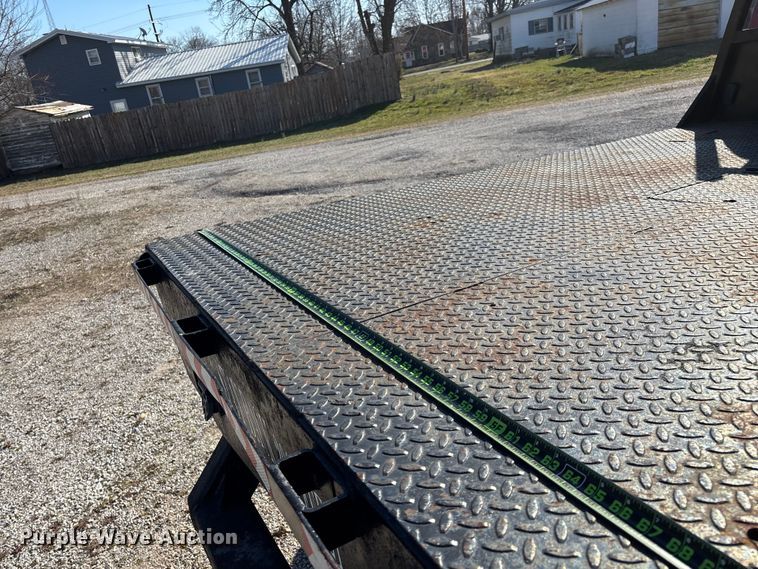 image for item FG0112 1985 Chevrolet CD-30903 flatbed pickup truck